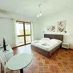Vizion Hotel Shkoder