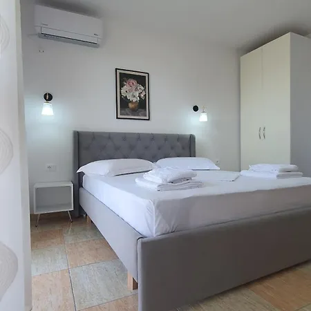 Vizion Hotel